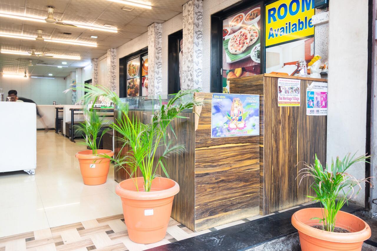 Spot On 42793 Hotel Gurukrupa Ширди Екстериор снимка