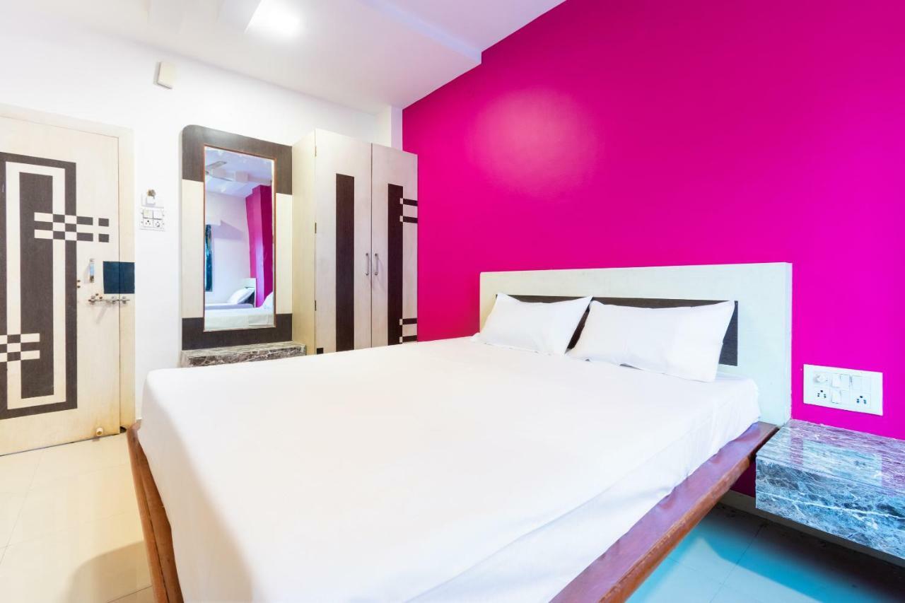 Spot On 42793 Hotel Gurukrupa Ширди Екстериор снимка