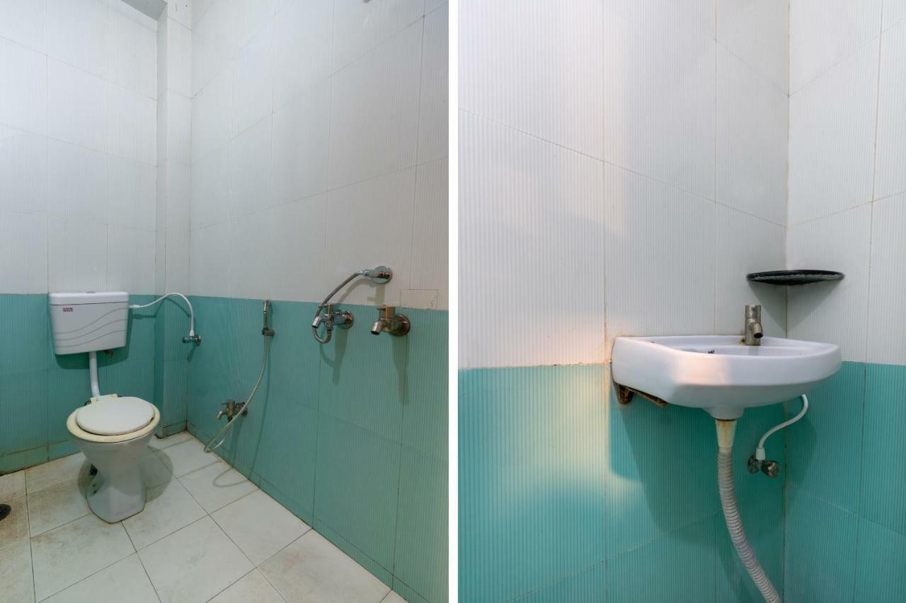 Spot On 42793 Hotel Gurukrupa Ширди Екстериор снимка